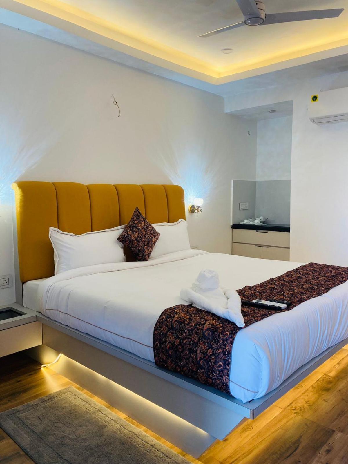 The Lavish Stay Varanasi Luaran gambar
