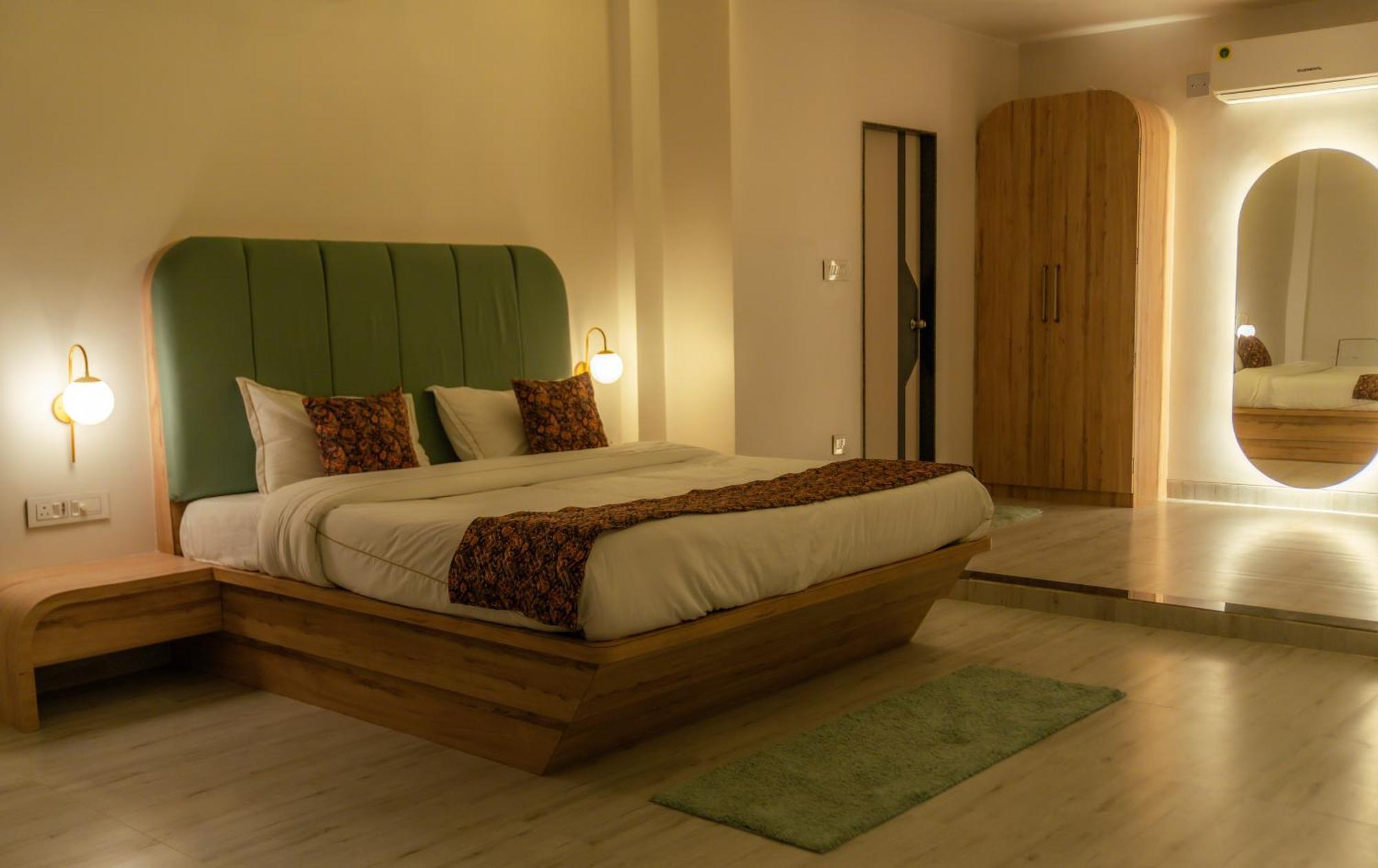 The Lavish Stay Varanasi Luaran gambar