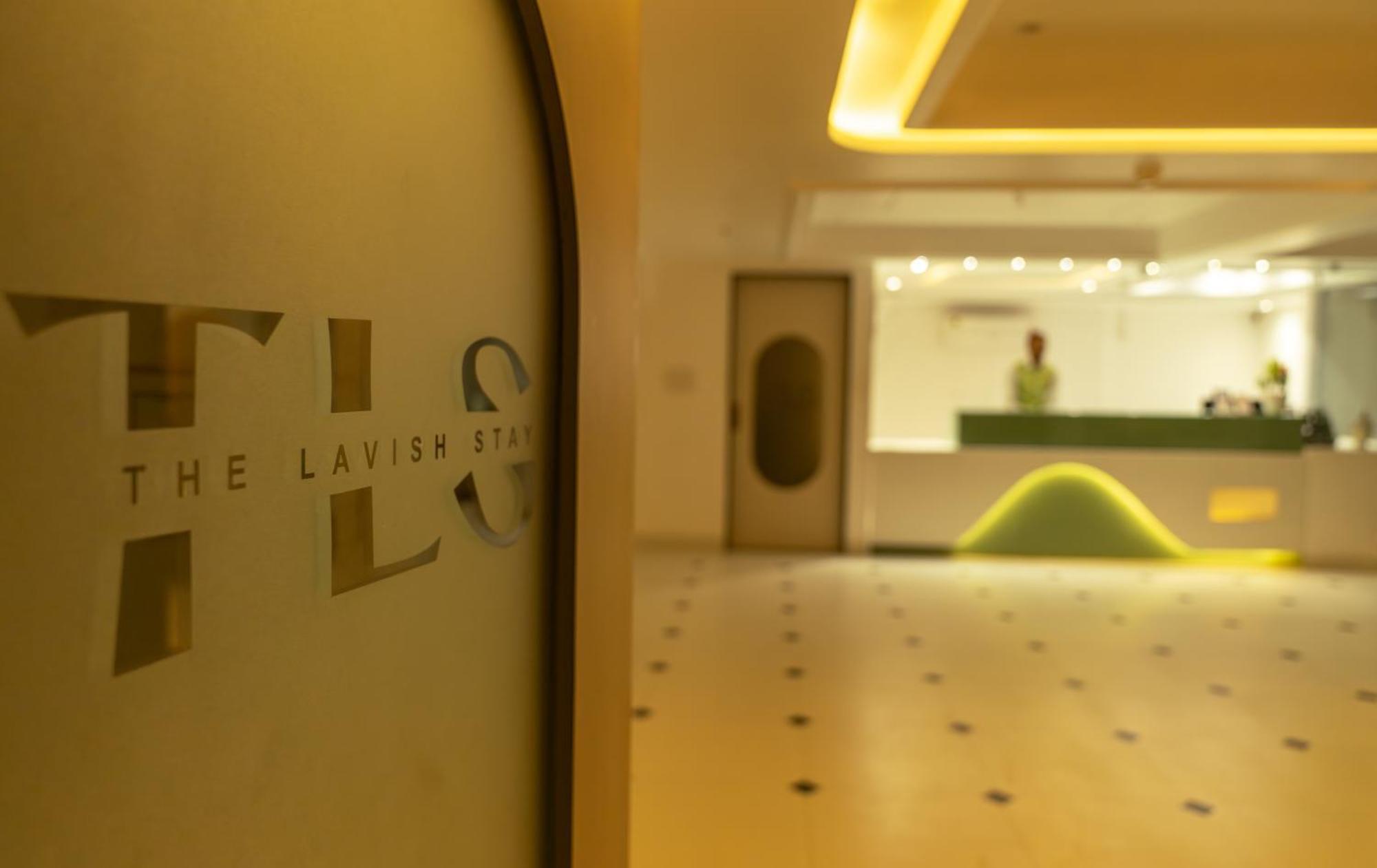 The Lavish Stay Varanasi Luaran gambar