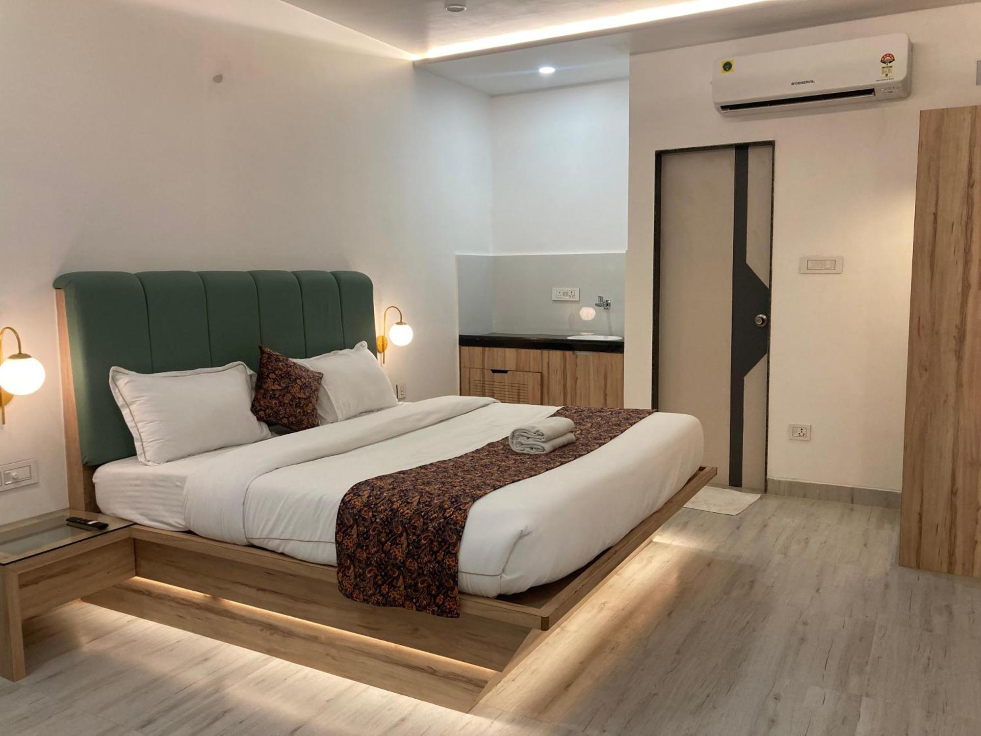 The Lavish Stay Varanasi Luaran gambar