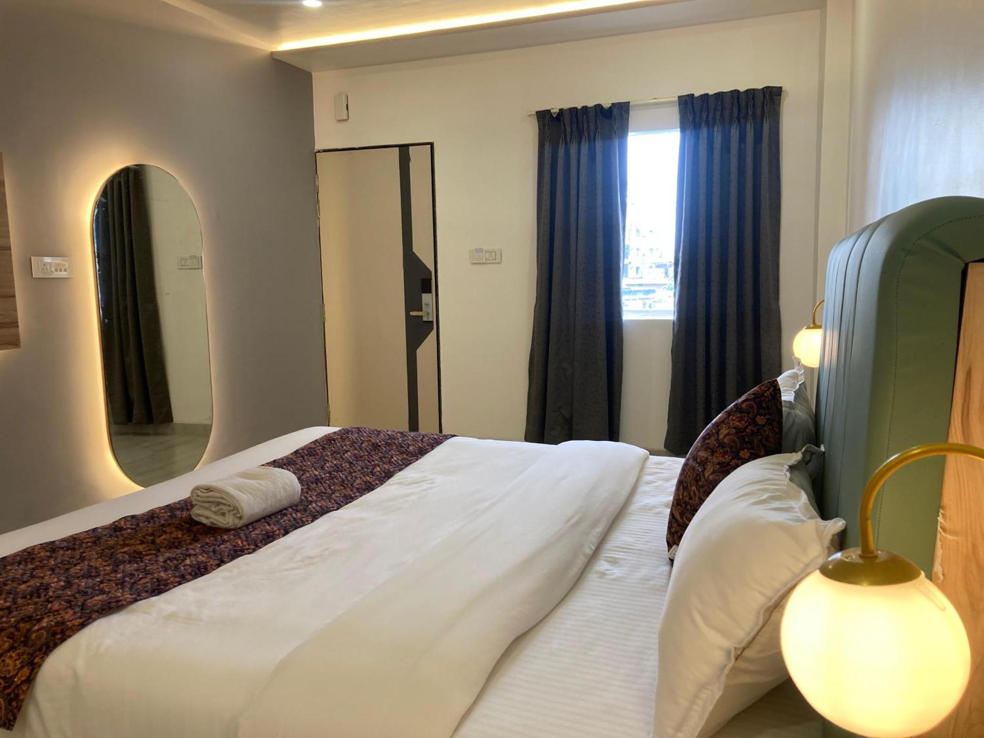The Lavish Stay Varanasi Luaran gambar