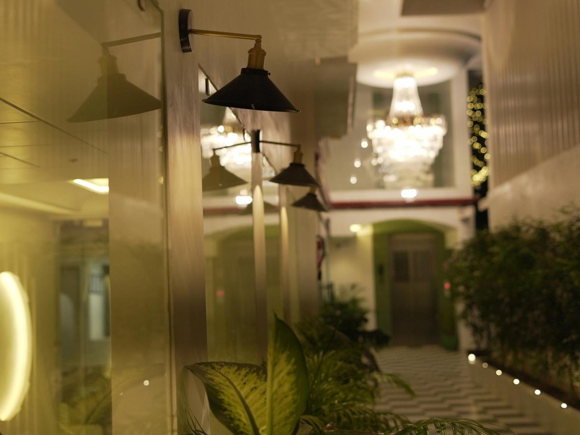 The Lavish Stay Varanasi Luaran gambar